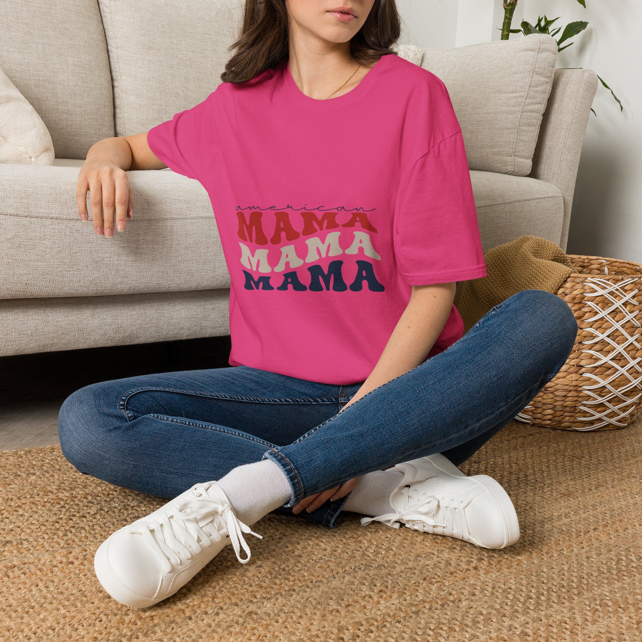 Mama Retro Tee — "American Mama" Graphic T-Shirt