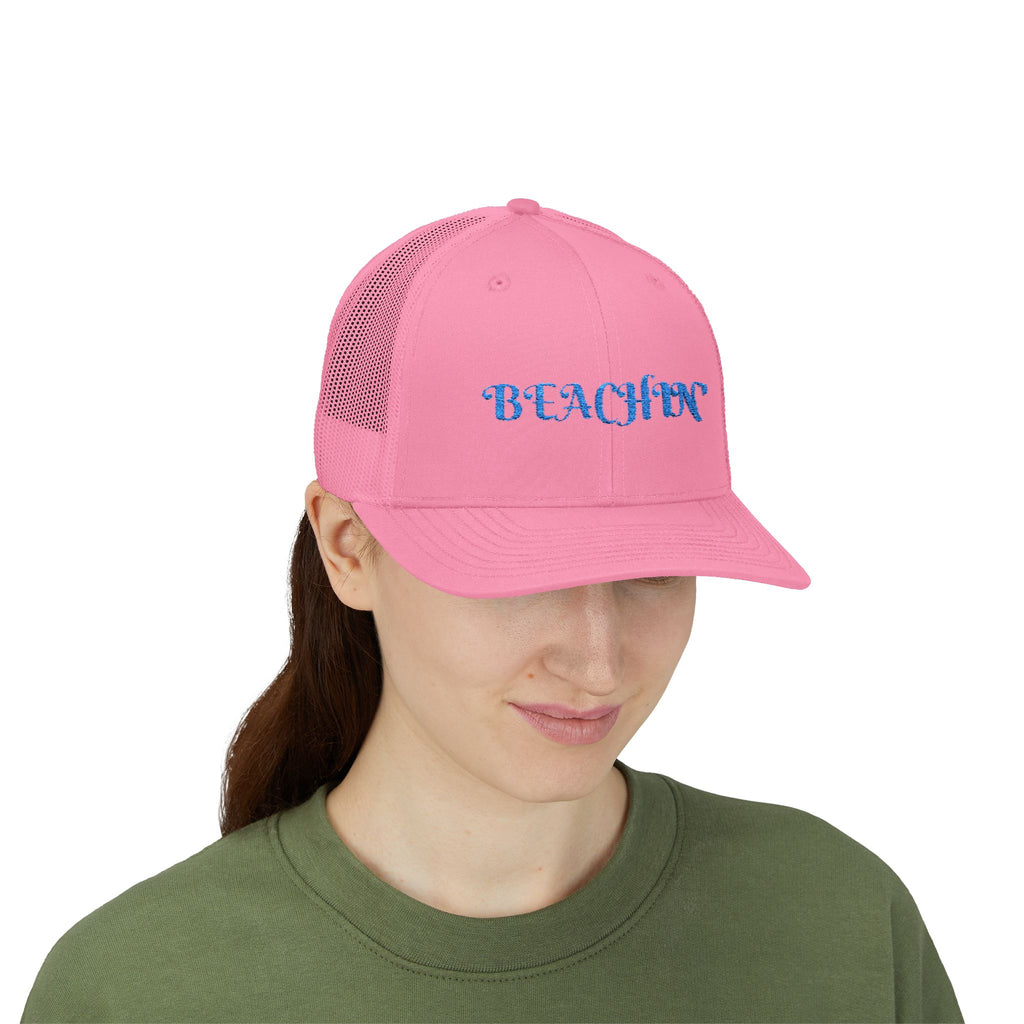 Beachin' Snapback Trucker Cap — Casual Beach Vibe Mesh Hat
