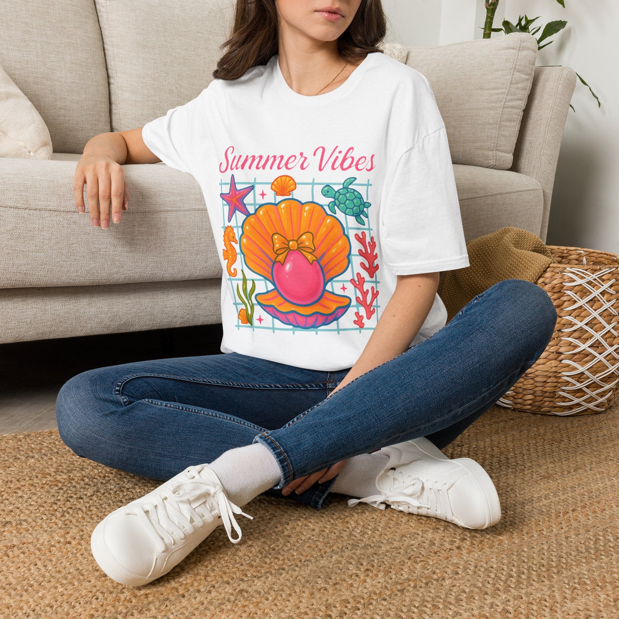 T-Shirt — "Summer Vibes" Seashell & Sea Life Beach Tee