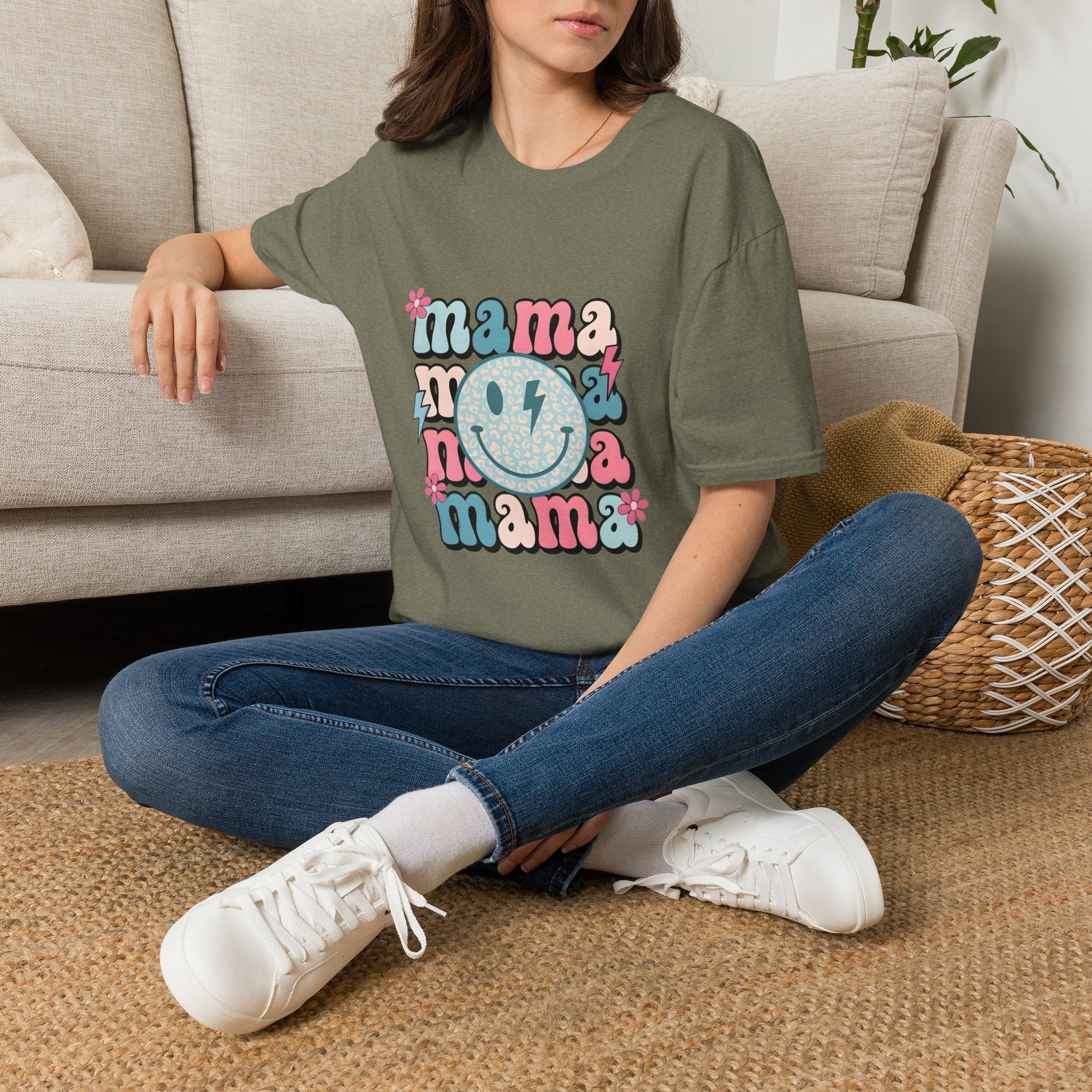 Mama Smile Graphic T-Shirt — Retro Boho 'mama' Design for Mothers, Mother's Day Gift