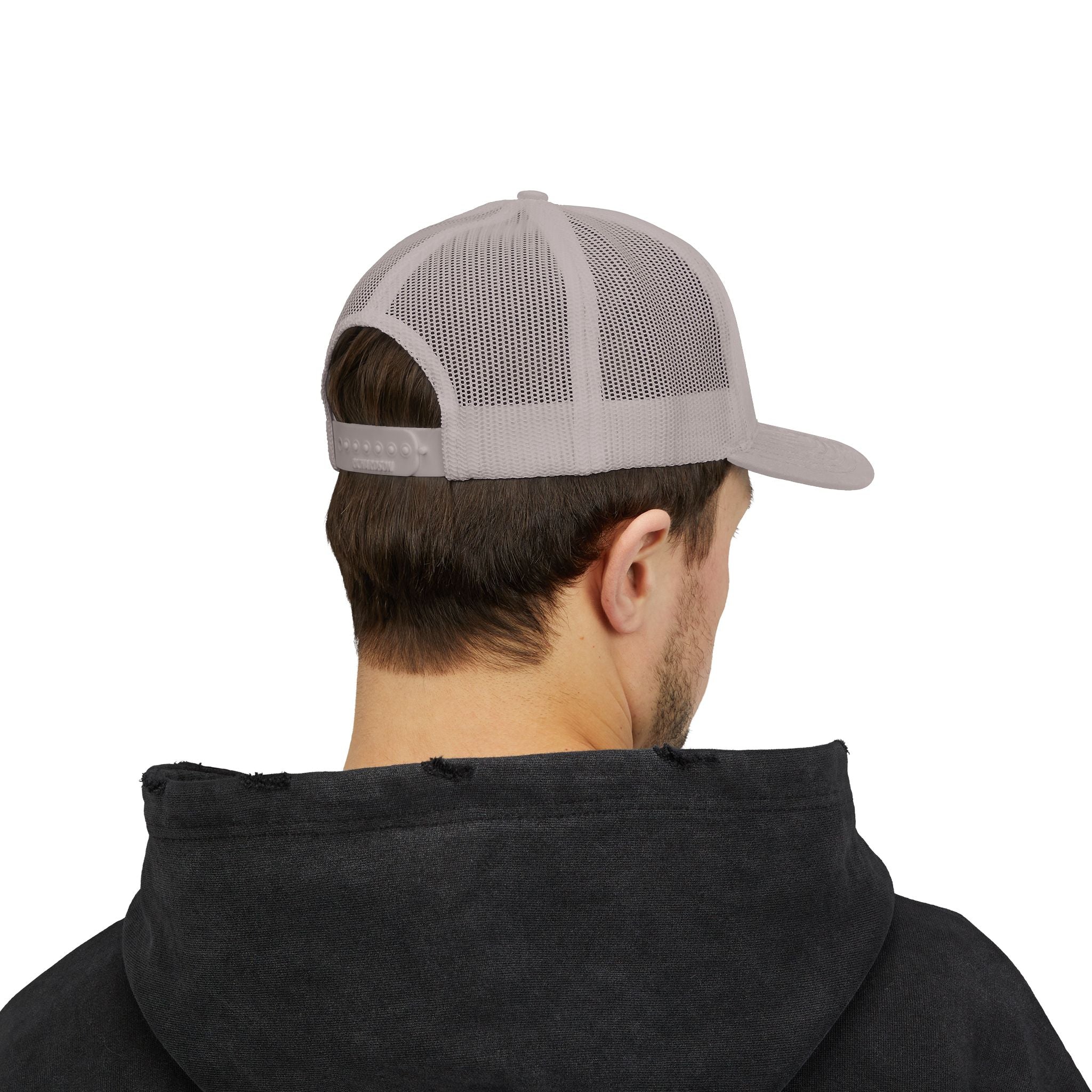 Mommin' Snapback Trucker Cap — Casual Mom Hat for Everyday Wear