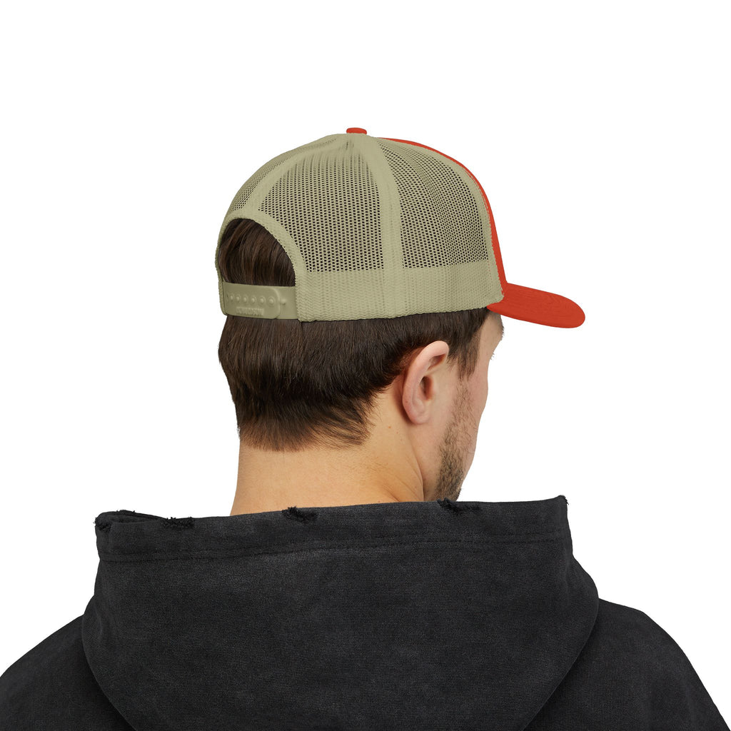 Beachin' Snapback Trucker Cap — Casual Beach Vibe Mesh Hat