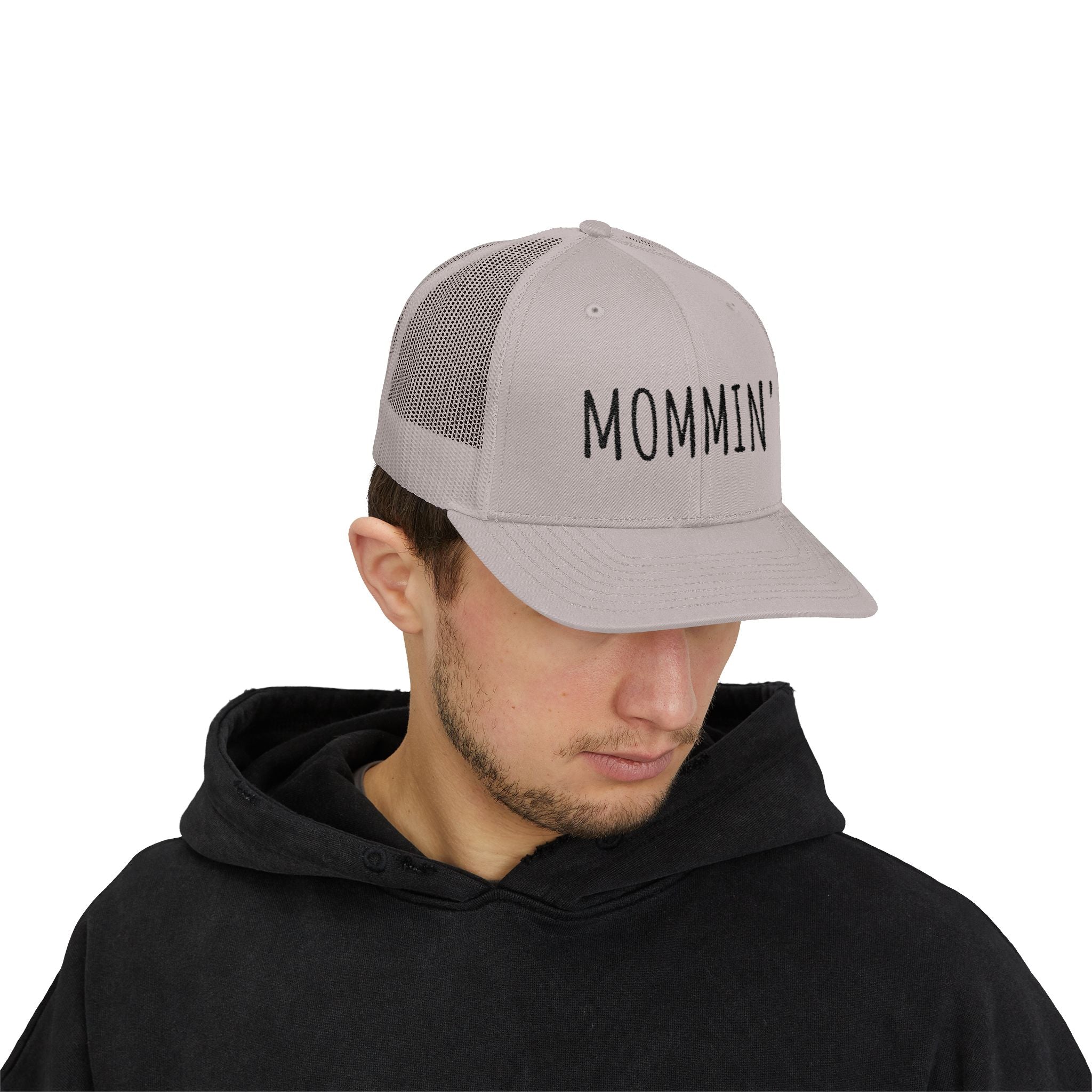 Mommin' Snapback Trucker Cap — Casual Mom Hat for Everyday Wear